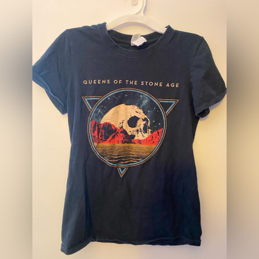 Women’s Queens of the Stone Age T-shirt, XS